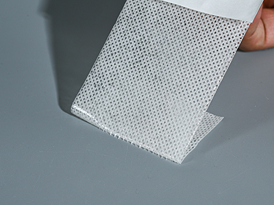 Пластырь на нетканной основе